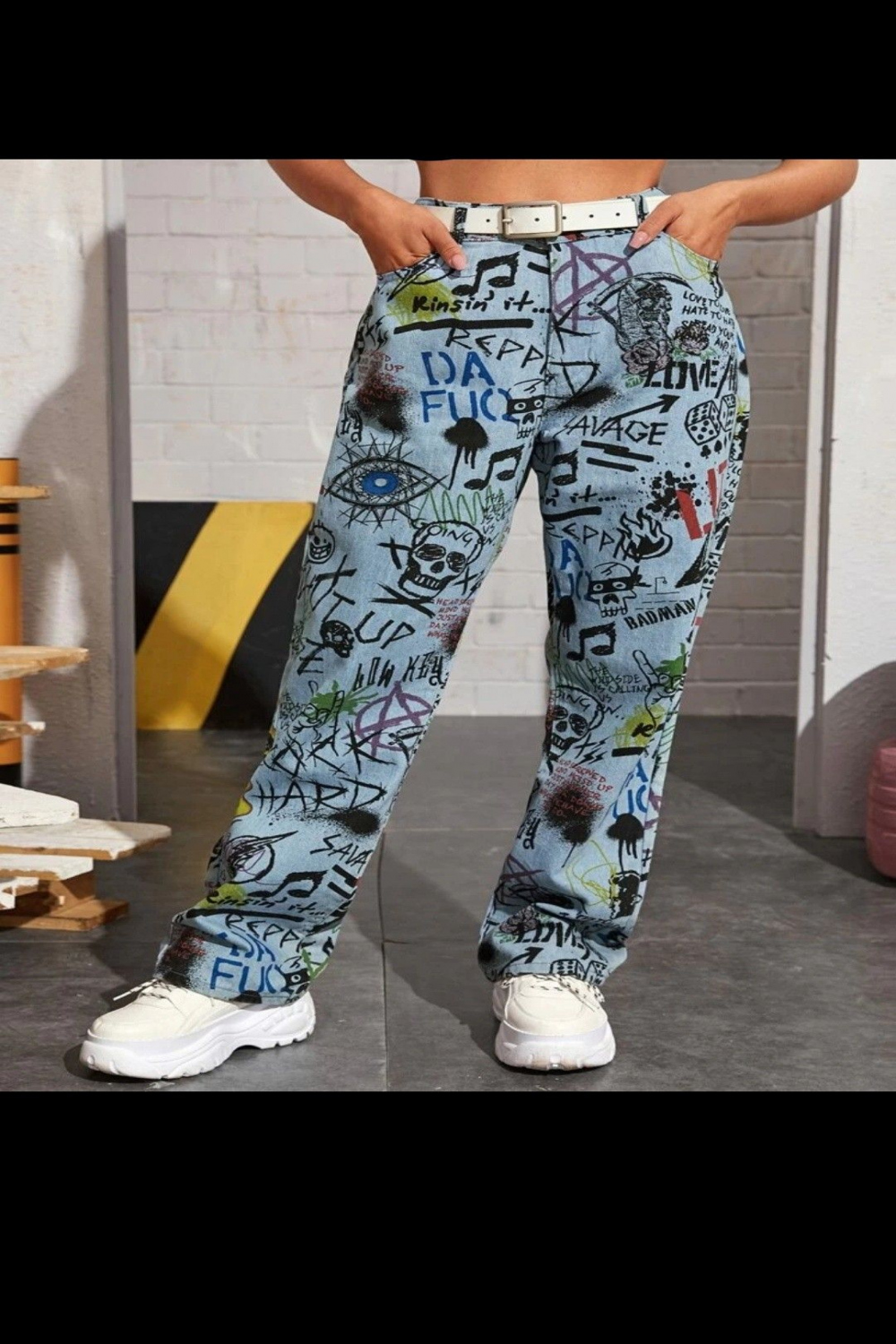 graffiti cool pants 🧟  Diy clothes design, Denim diy clothes