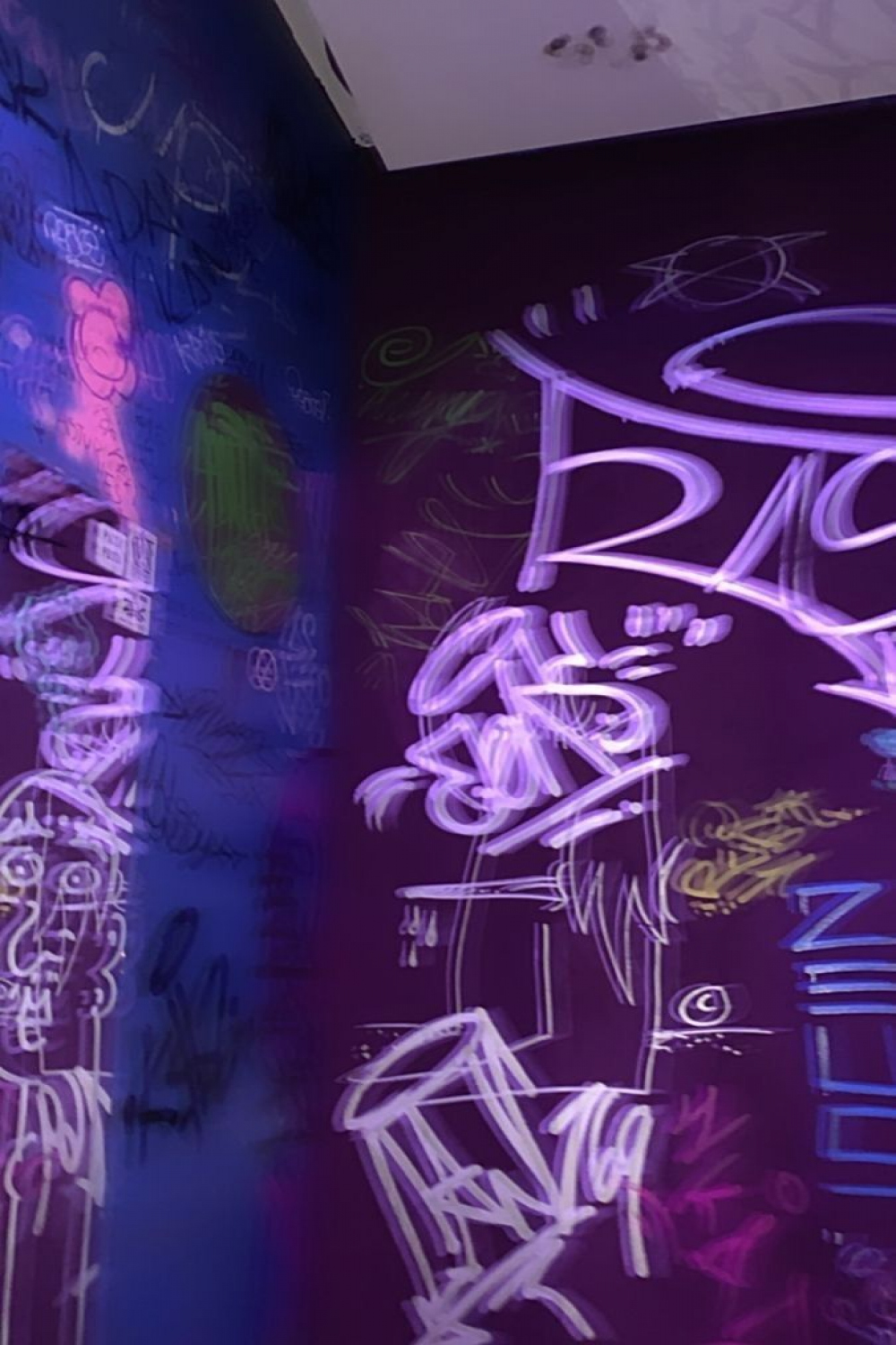 instagram #wallpaper #aesthetic #core #street #graffiti #tagging