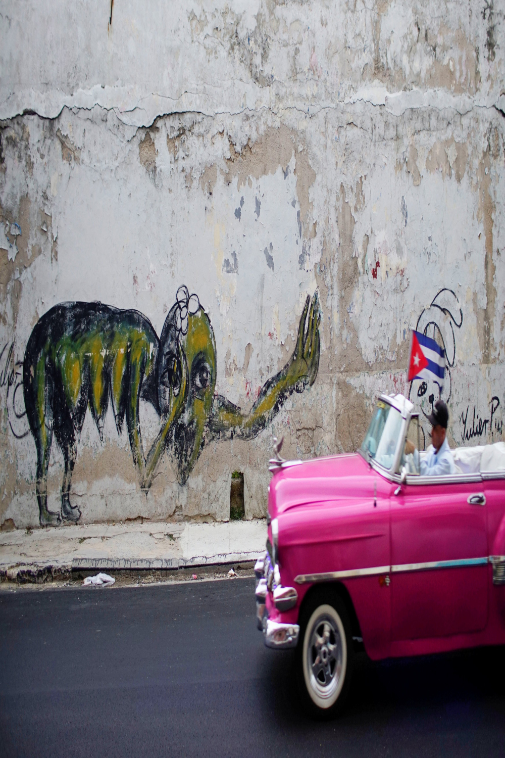 Cuban Graffiti Artists Bring Social Critique to Havana