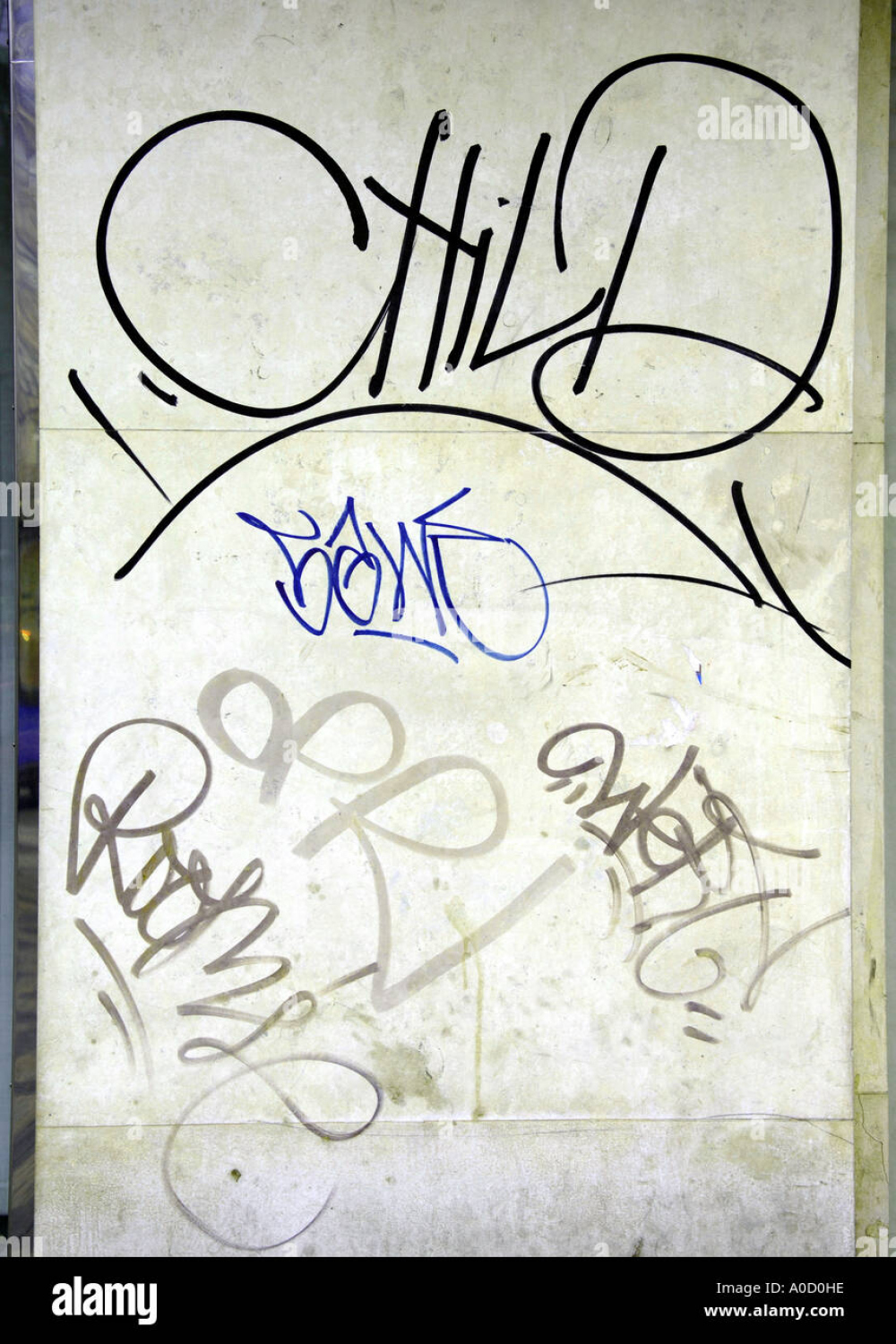 Graffiti tag names fotografías e imágenes de alta resolución - Alamy