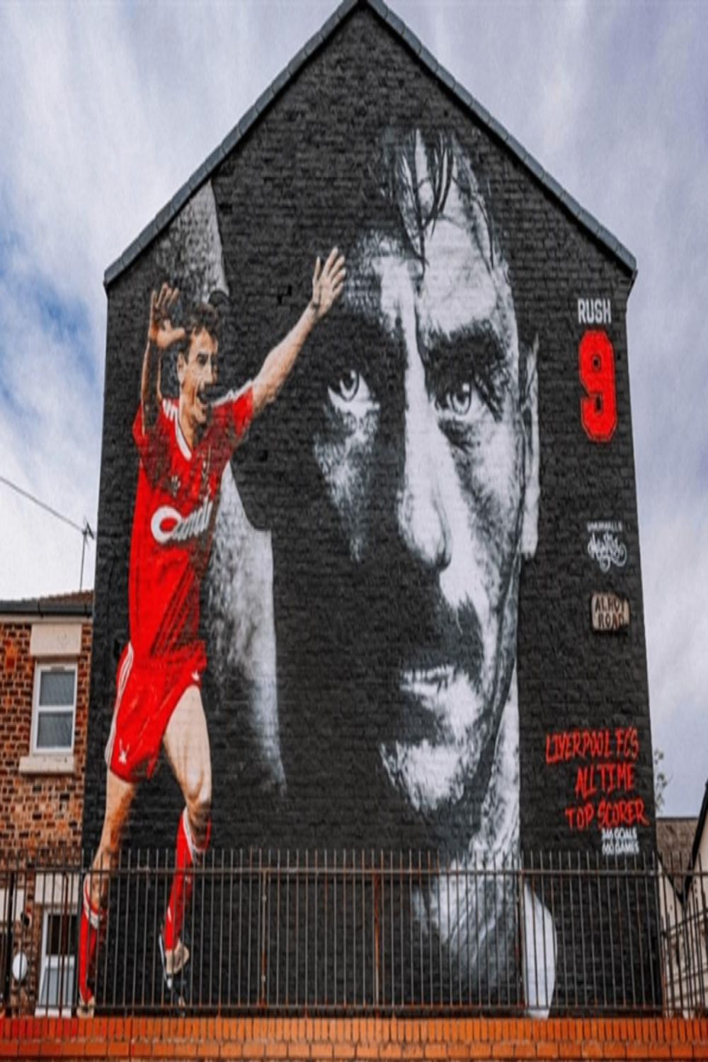 MurWalls: Liverpool Football Murals Tour