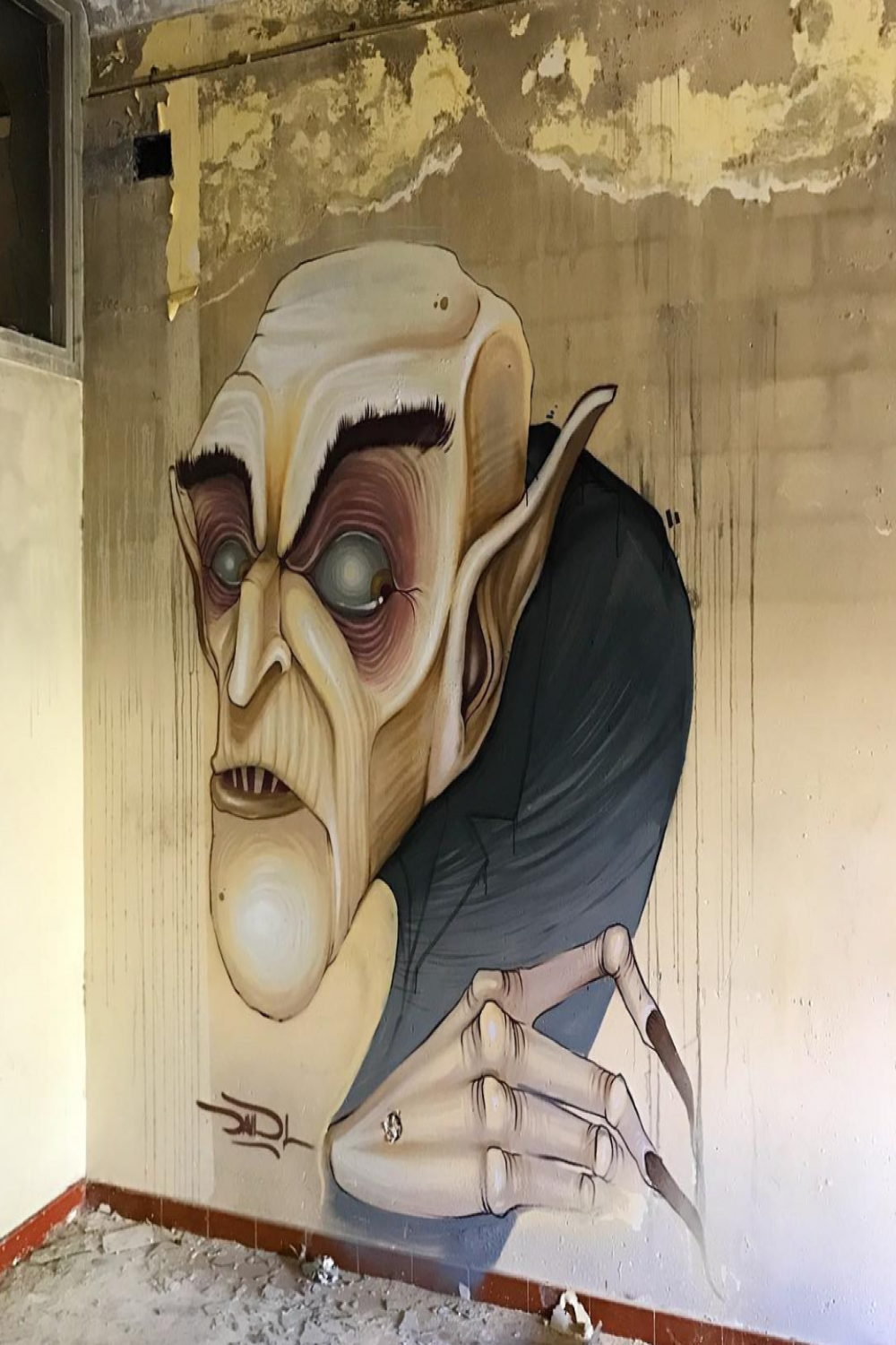 The Amazing Horror Graffiti of Artist David Lozano - Mad Halloween